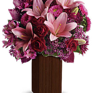 A Fine Romance Bouquet | Mixed Bouquets | Same Day Flower Delivery | Red | Teleflora