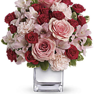 Love That Pink Bouquet With Roses | Mixed Bouquets | Same Day Flower Delivery | Teleflora