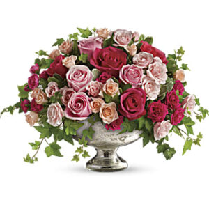 Queen's Court Bouquet | Roses | Same Day Flower Delivery | Pink | Teleflora
