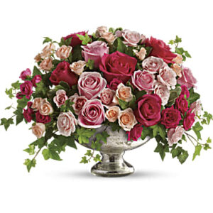 Queen's Court Bouquet | Roses | Same Day Flower Delivery | Pink | Teleflora