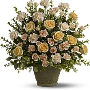 Rose Remembrance | Roses | Same Day Flower Delivery | Green | Teleflora