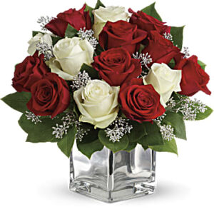 Snowy Night Bouquet | Roses | Same Day Flower Delivery | White | Teleflora